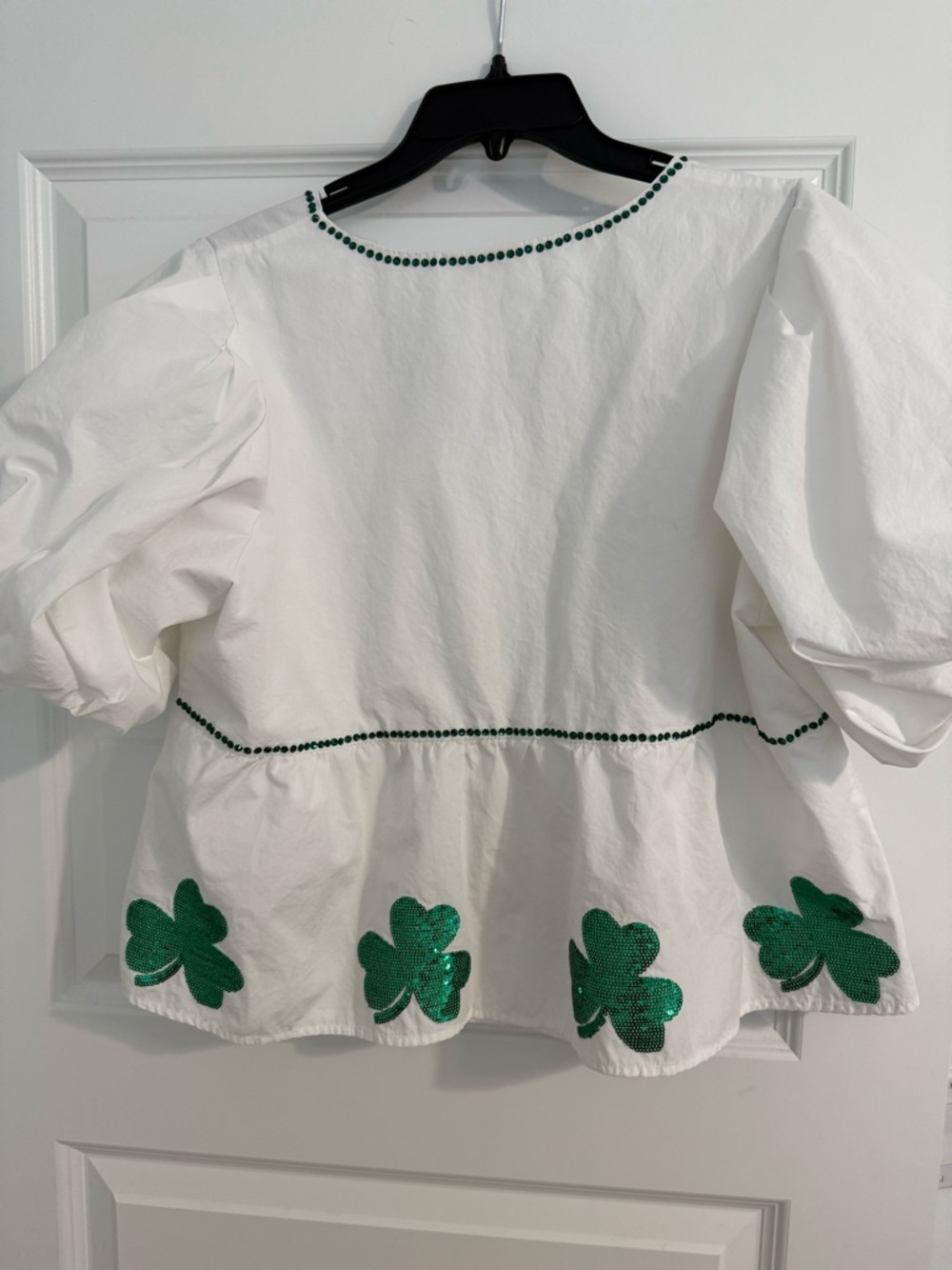QOS: Women’s White V-Neck Peasant/peplum top with Green Sequin Clover Accents - Picture 2 of 3